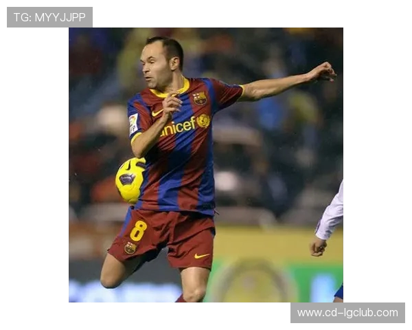 美丽足球的高光时刻:细数那些惊艳全场的瞬间与精彩进球 美丽足球的高光时刻:细数那些惊艳全场的瞬间与精彩进球