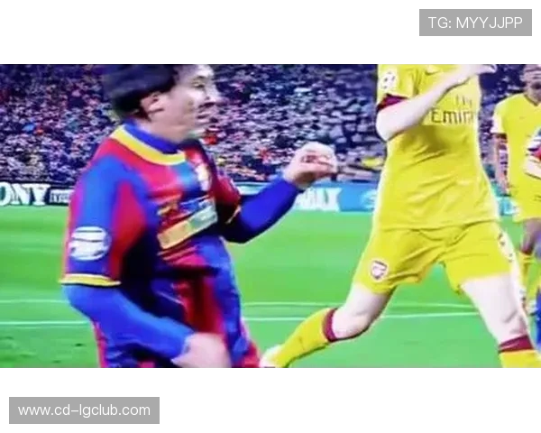 凤凰足球精彩表演赛引爆全场 球员技艺与激情碰撞展现非凡魅力